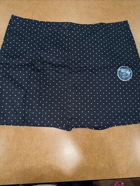 NWOT Karen Scott Black with White Polka Dot Skort • Pockets • Size 24 • PLUS